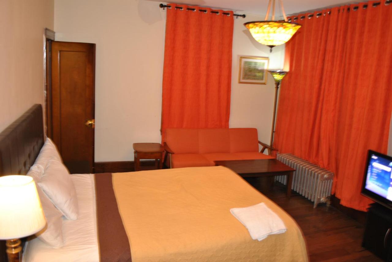 Ewr Airport Multilevel Guest House Room With 2-3 Beds Newark Exterior foto