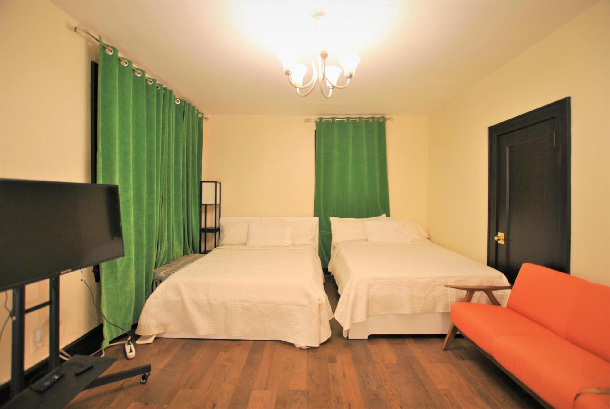Ewr Airport Multilevel Guest House Room With 2-3 Beds Newark Exterior foto